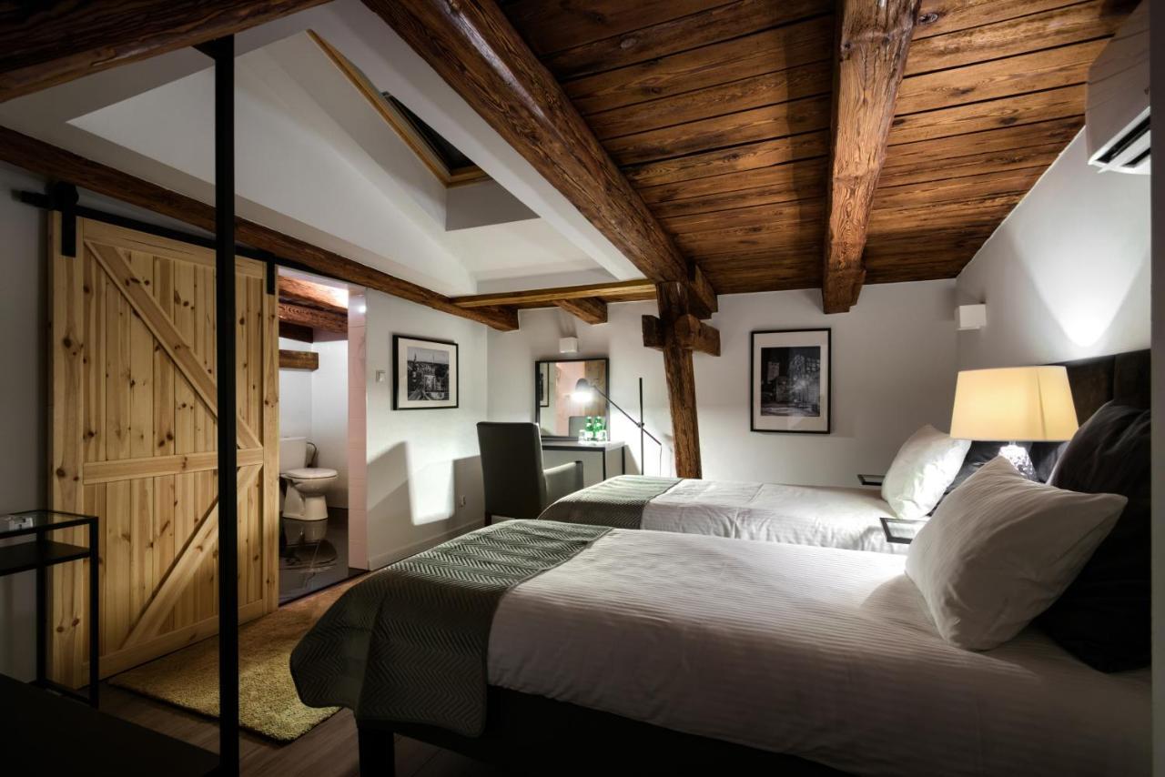 Aparthotel&Restaurant Rezydencja Limba Namysłów Bagian luar foto